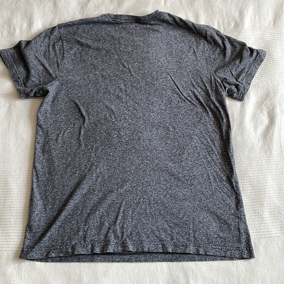 ROOTS Gray Space Dye Logo Graphic T-Shirt Size Small - Picture 4 of 8